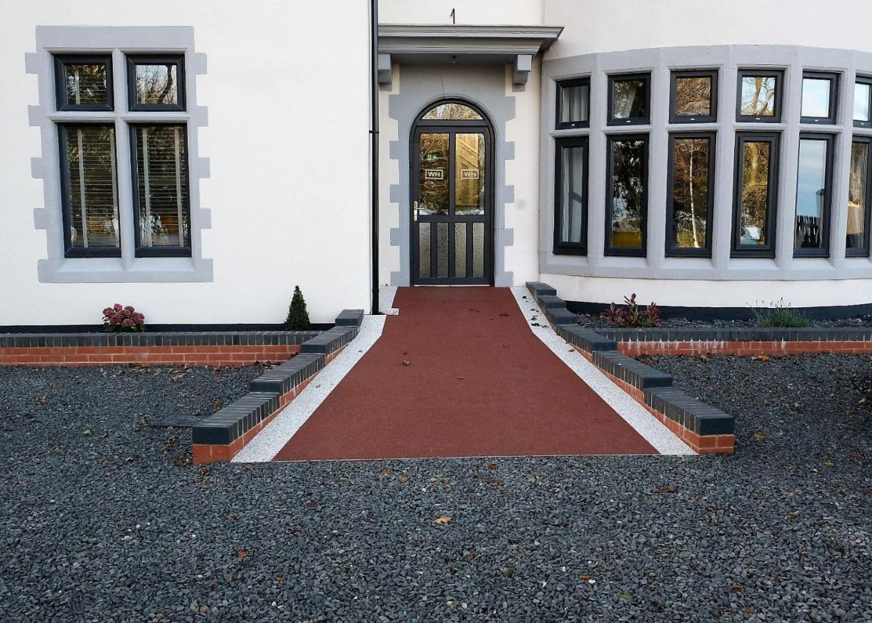 The Whitehouse Peterlee Hotel Exterior photo