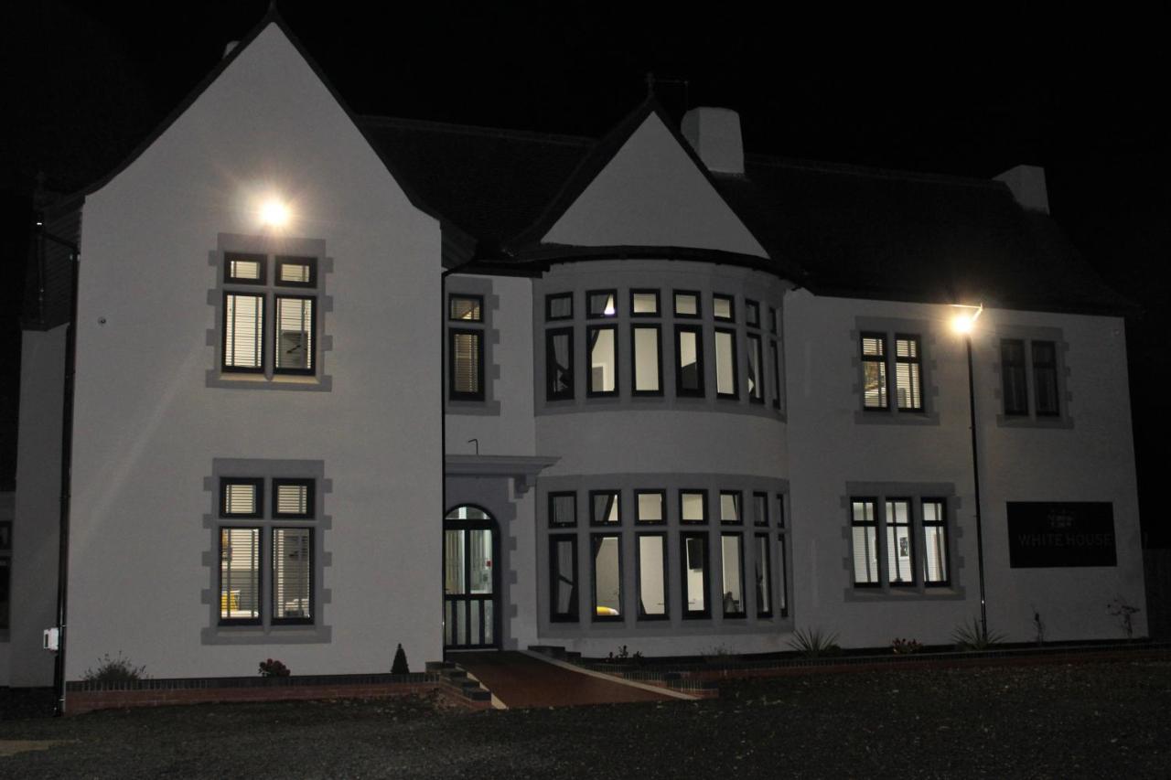 The Whitehouse Peterlee Hotel Exterior photo